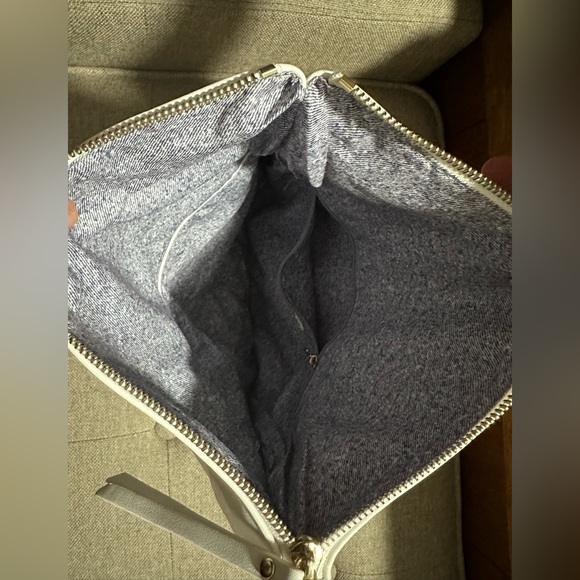 Clutch - Picture 5 of 5